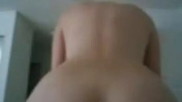 Чувак часто зраджував дружині із сексуальною помічницею. sestra porno