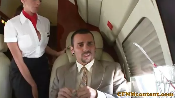 Чоловік порно брата і сестри прогрів дівчину бурхливим сексом.
