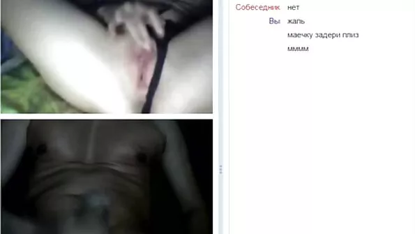 Ніжний романтичний трах порно сестри блонди з жеребцем.